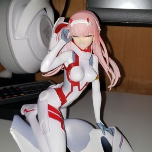 Zero Two Figure